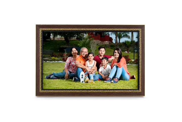 Regal Frame