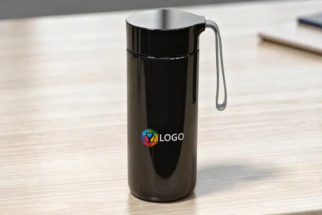 Glaze Spill Free Sipper - Black