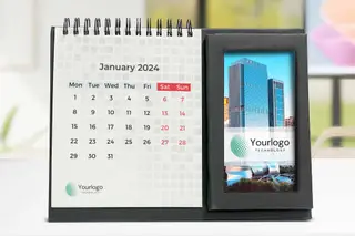 A5 Desktop Calendar With Photo Frame - Personalized Photo Calendars ...