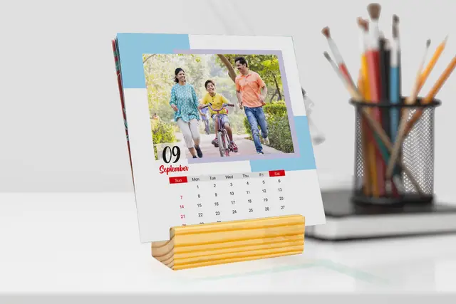 Mini Wooden Desktop Calendar